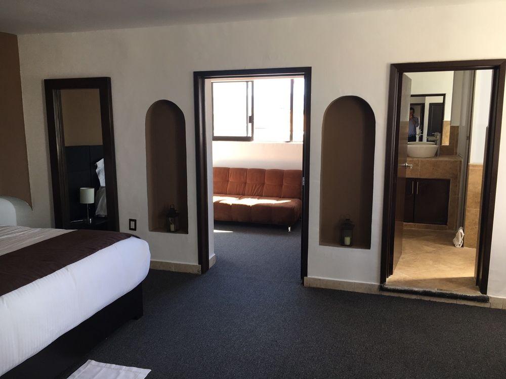 Kuku Ruku Hotel Querétaro Buitenkant foto