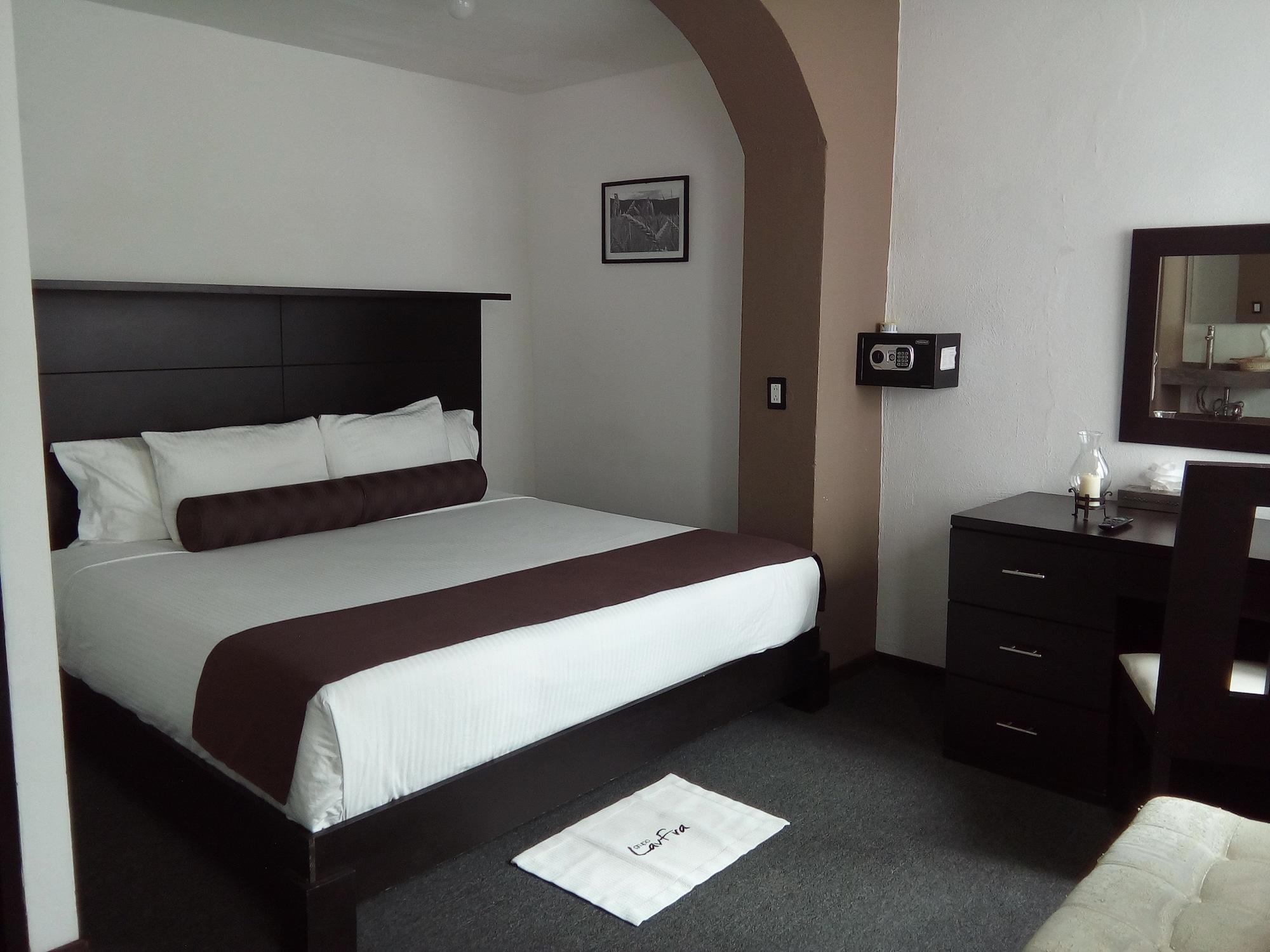 Kuku Ruku Hotel Querétaro Buitenkant foto