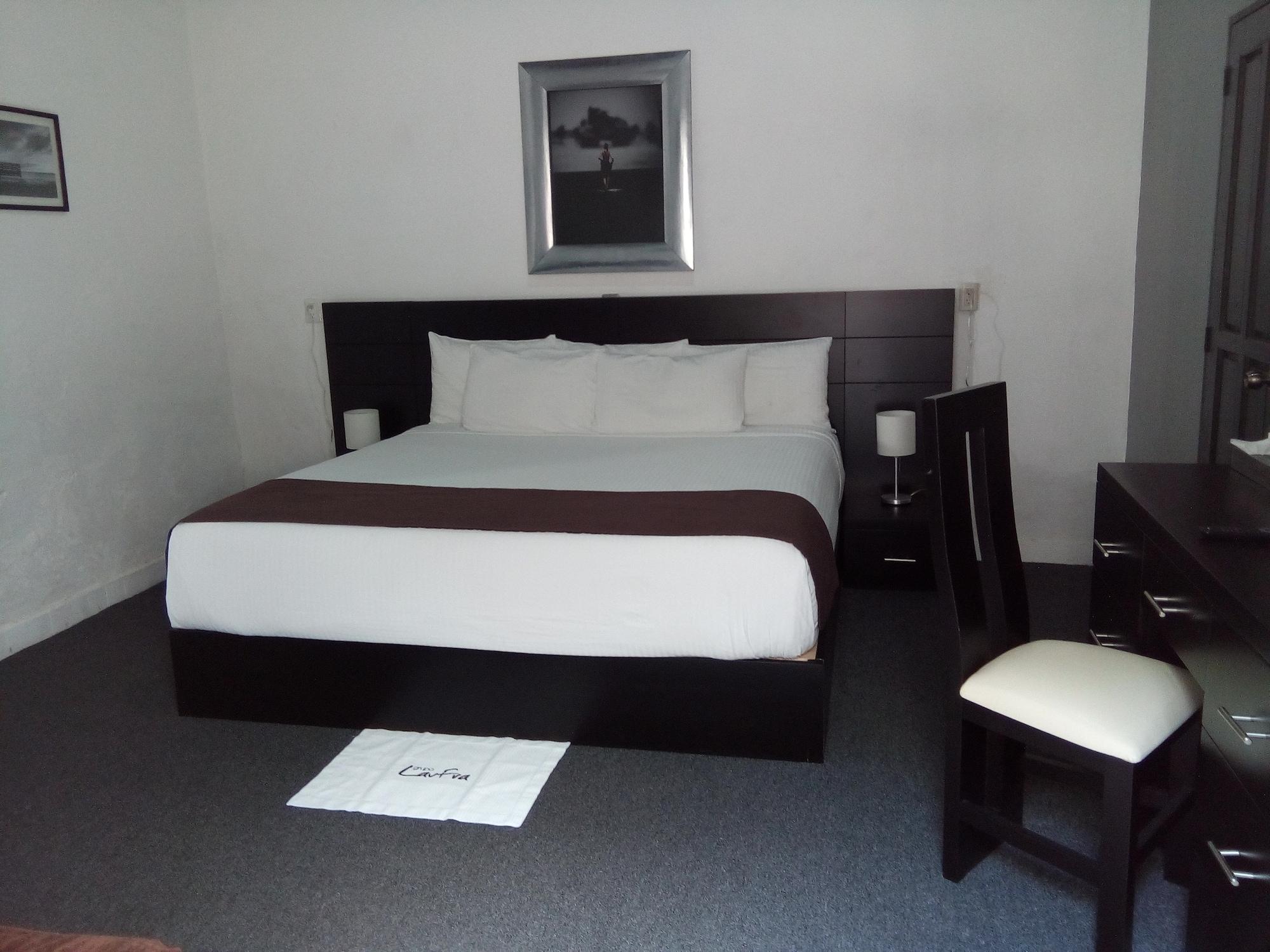 Kuku Ruku Hotel Querétaro Buitenkant foto